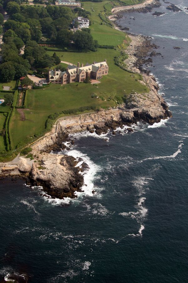 Newport, Rhode Island: Rough Point photo, picture, image