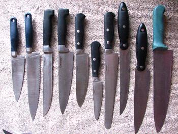 I'll bet that you don't collect "kitchen knives"....I DO! Check mine!-img_5170.jpg