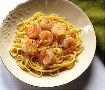what can i make fresh and easy dish-green-garlic-pasta.jpg