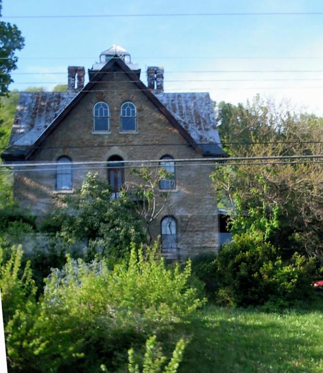 Cincinnati--Delhi Township--old bungalow On River Road